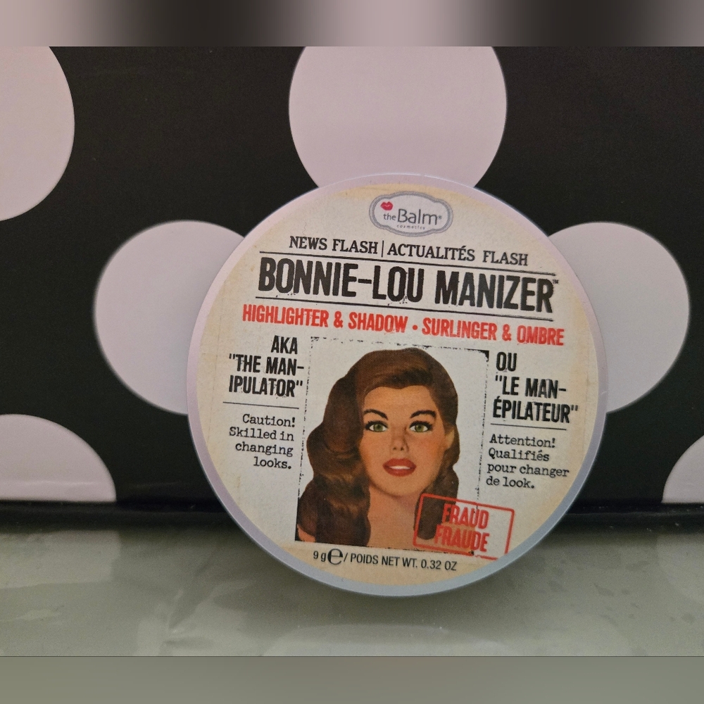 2/$20✨️The Balm Highlighter✨️